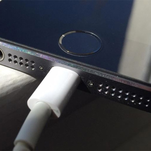 Apple,iPhone,зарядка, Apple наконец-то позволит пользователям увидеть, что убивает батарею их гаджета